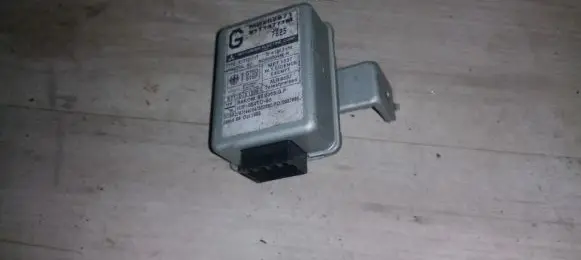 Mitsubishi Galant Immobilizer control unit/module mr252871 x1t13771m