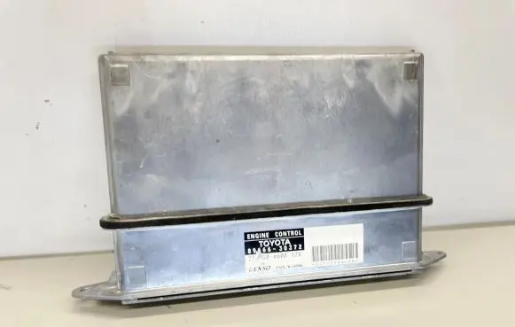Lexus GS 300 350 430 450H Engine control unit/module ECU 2731006600 8966630372 2751006600