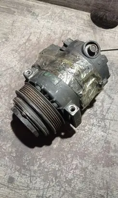 Mercedes-Benz E W210 Air conditioning (A/C) compressor (pump) A0002302011