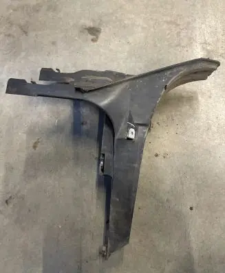 BMW X5 E70 Headlight/headlamp mounting bracket