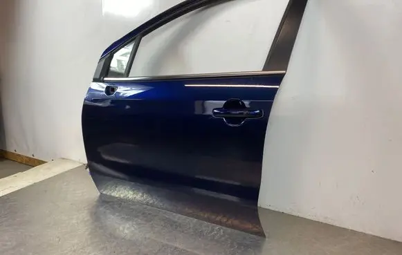 Suzuki SX4 S-Cross Front door