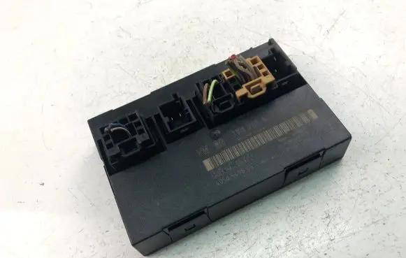 Volkswagen Touran I Other control units/modules 1K0959433CP