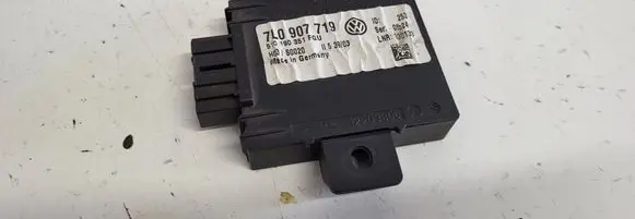 Volkswagen Touareg I Alarm control unit/module 7L0907719 510190351 H03S0020