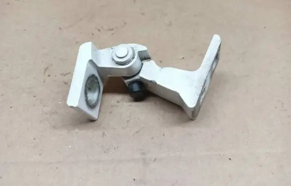 Skoda Rapid (NH) Front door upper hinge