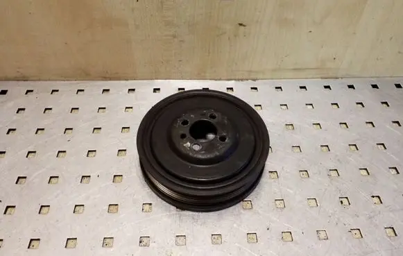 Volkswagen PASSAT CC Crankshaft pulley 03G105243