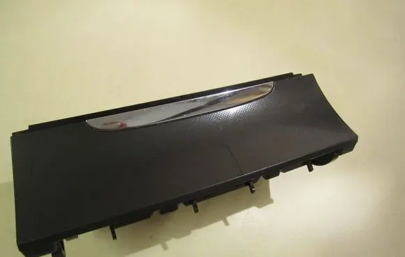 Volkswagen PASSAT B6 Car ashtray 3C0863284A