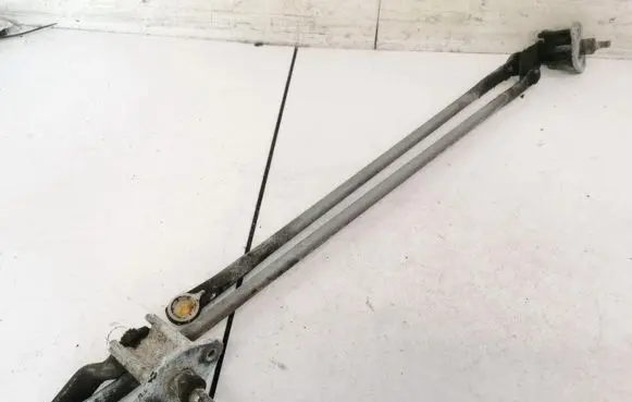 Mazda 626 Front wiper linkage and motor