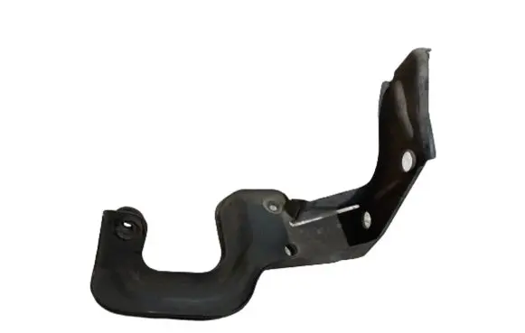 Audi A6 S6 C6 4F Intercooler pipe mounting bracket 4F0145814