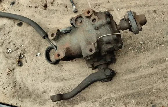 Mercedes-Benz E W124 Steering rack 1244810801