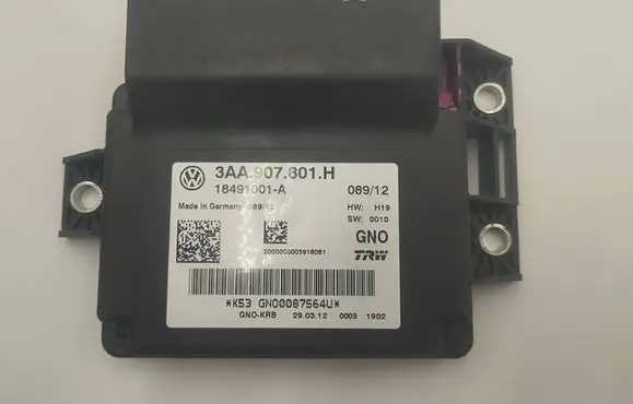 Volkswagen PASSAT B7 Hand brake control module 3AA907801H GN00087564U 18491001A