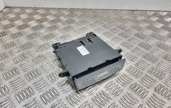 BMW 5 E60 E61 Glove box central console 6976375