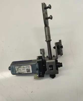Steering wheel axle