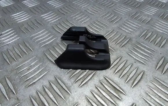 Lexus ES 250 - 300 - 330 Seat trim 7212350020