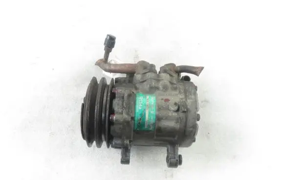 Opel Corsa B Air conditioning (A/C) compressor (pump) 