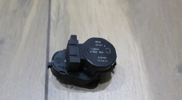 BMW 3 E46 A/C air flow flap actuator/motor 6902854