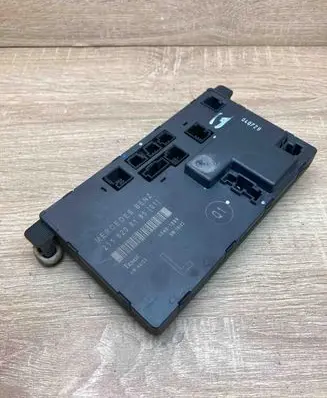 Mercedes-Benz E W211 Door control unit/module 2118208185 00401298