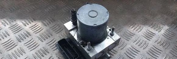 Iveco Daily 35.8 - 9 ABS Pump 0265900371 0265233377 504346590