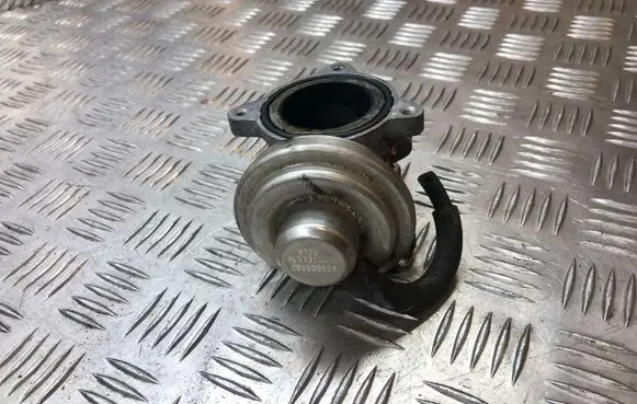 Skoda Roomster (5J) EGR valve 045131501K