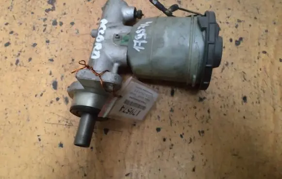 Honda Accord Master brake cylinder