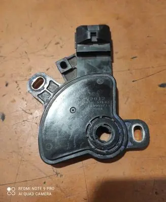 Nissan Juke I F15 Other gearbox part AV2012 140909