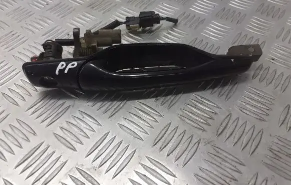 Mitsubishi Lancer Front door exterior handle MR526106