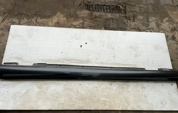 Mercedes-Benz C W204 Sill A2046981354