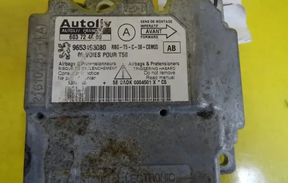 Peugeot 307 Airbag control unit/module 603724800 9653493080
