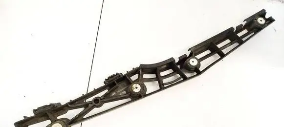 Opel Insignia A Rear bumper mounting bracket 13238838
