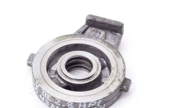 Iveco Daily 3rd gen Oil filter mounting bracket 99488238