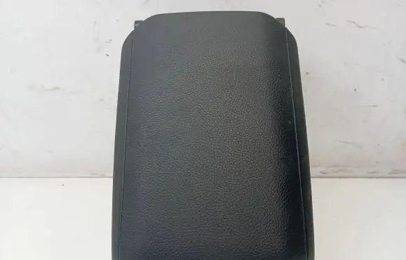 Porsche Macan (95B) Armrest