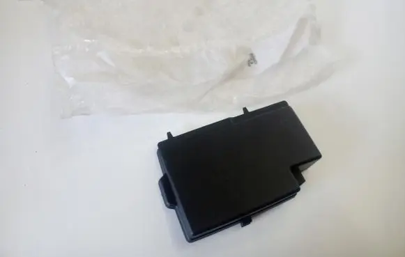 Peugeot Partner Fuse box cover 9635357480