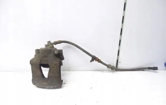 Volkswagen Polo IV 9N3 Front brake caliper