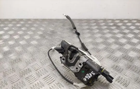 Citroen C5 Front door lock 574388