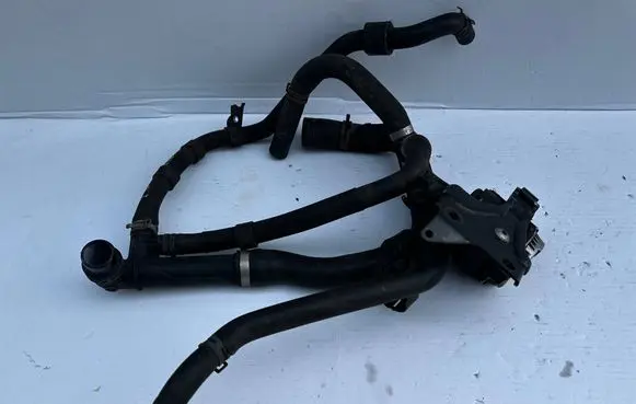 Volkswagen PASSAT B8 Electric auxiliary coolant/water pump 04L965567A