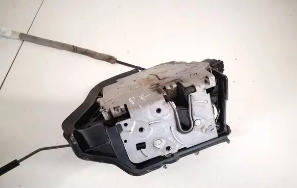 BMW 3 E46 Front door lock 1k0397111 1k0397-111