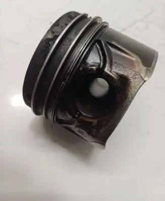 BMW 1 F20 F21 Piston 12R0