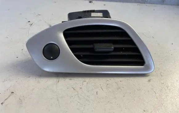 Renault Scenic III - Grand scenic III Dashboard side air vent grill/cover trim 1012124 10016