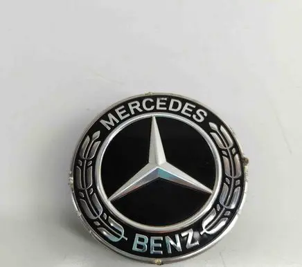 Mercedes-Benz CLA C117 X117 W117 R20 wheel hub/cap/trim A2224002200
