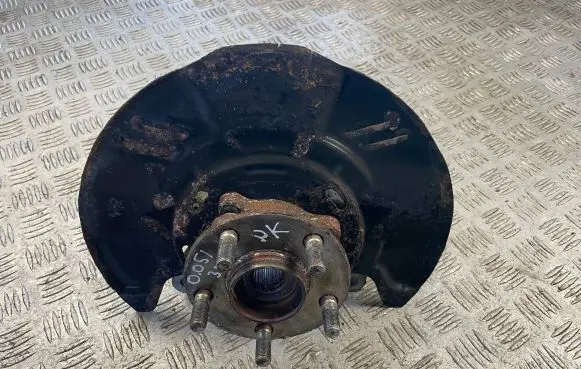 Front wheel hub