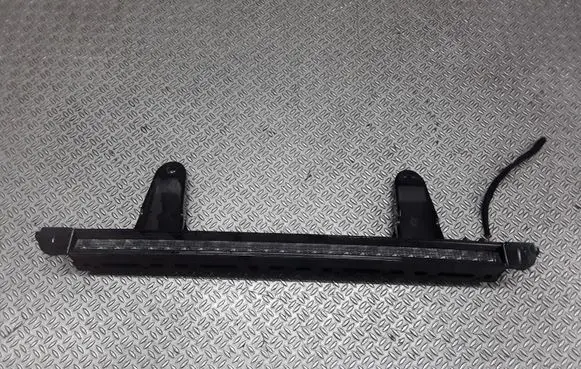 Audi A2 Third/center stoplight 8Z0945097