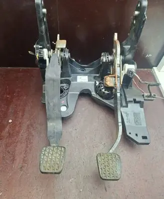 Opel Zafira C Pedal assembly 13407026 0000072 512723057