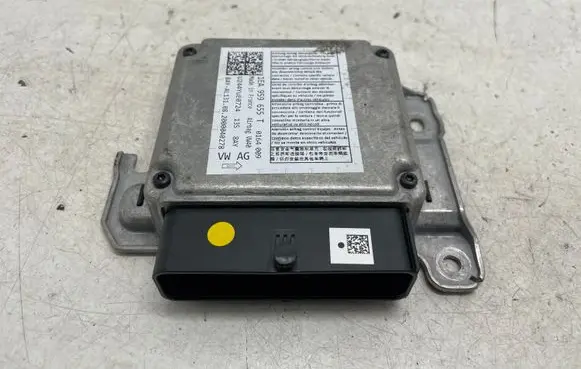 Skoda Octavia Mk4 Airbag control unit/module 1EA959655T