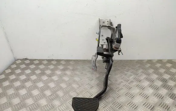 Suzuki Vitara (LY) Brake pedal 4960076S61