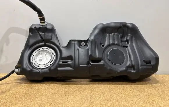 BMW 4 F32 F33 Fuel tank 7483118