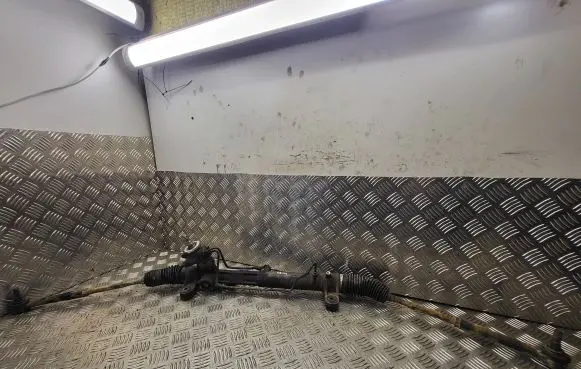 Toyota Corolla Verso E121 Steering rack