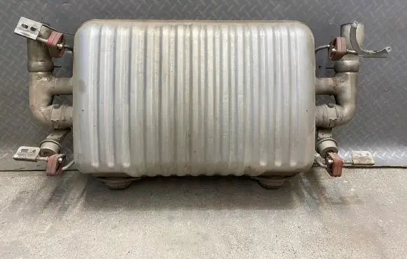Aston Martin DB9 Rear muffler/silencer tail pipe 4G43-5230-FB