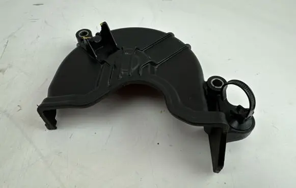 Audi A3 S3 8V Timing belt guard (cover) 04C109121C