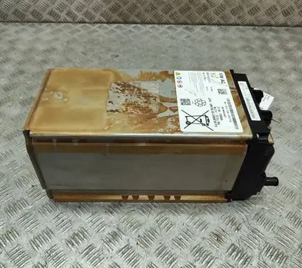 Audi A5 Hybrid / electric car battery 8B3915105B 8B3915105E