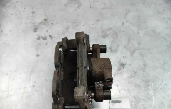 Volvo XC60 Front brake caliper 36011371