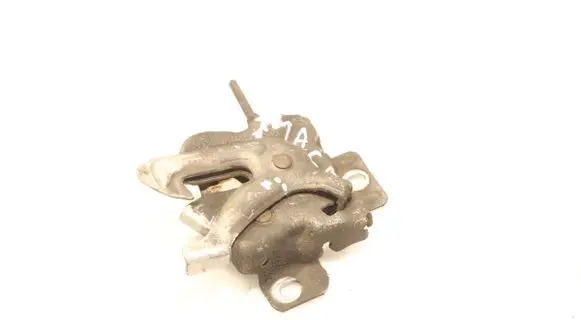 Suzuki SX4 Engine bonnet/hood lock/catch
